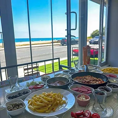 فندق Niko Airport Black Sae